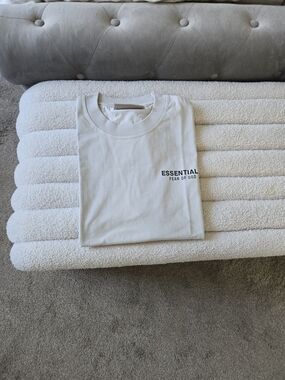ESSENTIAL Fear of God White Logo Tee